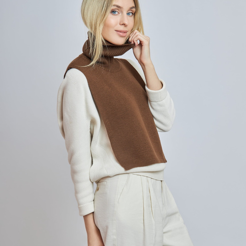 Turtleneck 02